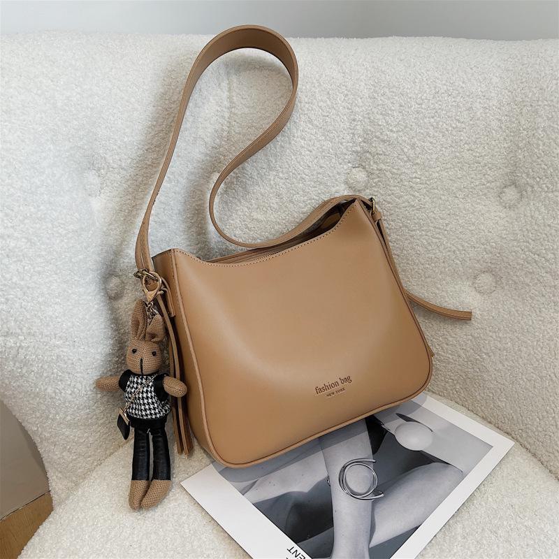 2024 Women's Fashion High-End Underarm Shoulder Bags - Versatile and Trendy Cross-Body Bags