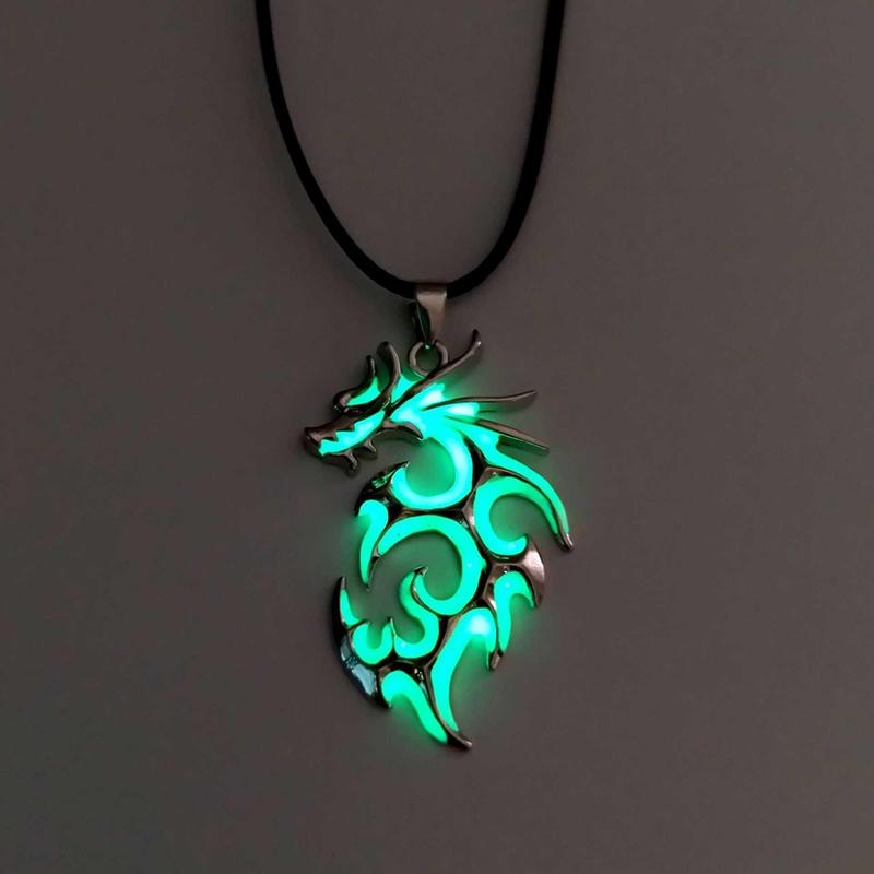 Vintage Punk Luminous Dragon Pendant Necklace Luminous Fire Dragon Pendant Necklace Glow In Dark Party Hallowenjewelry Gift