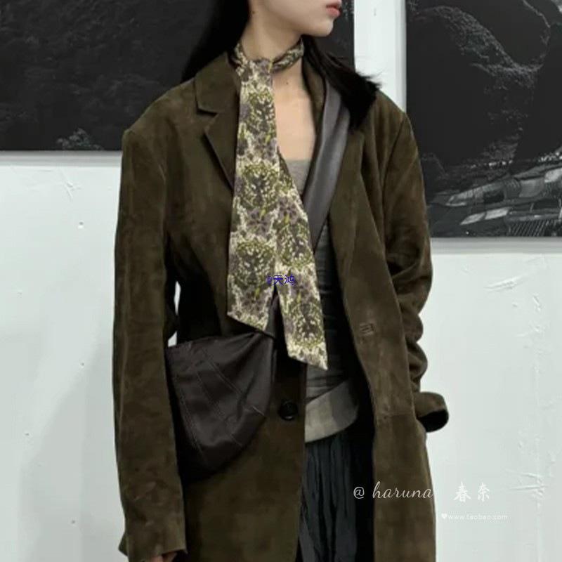 Vintage Mori Style Silk Scarf for Women - Autumn Print, Long Neck Accessory, 2025 Collection