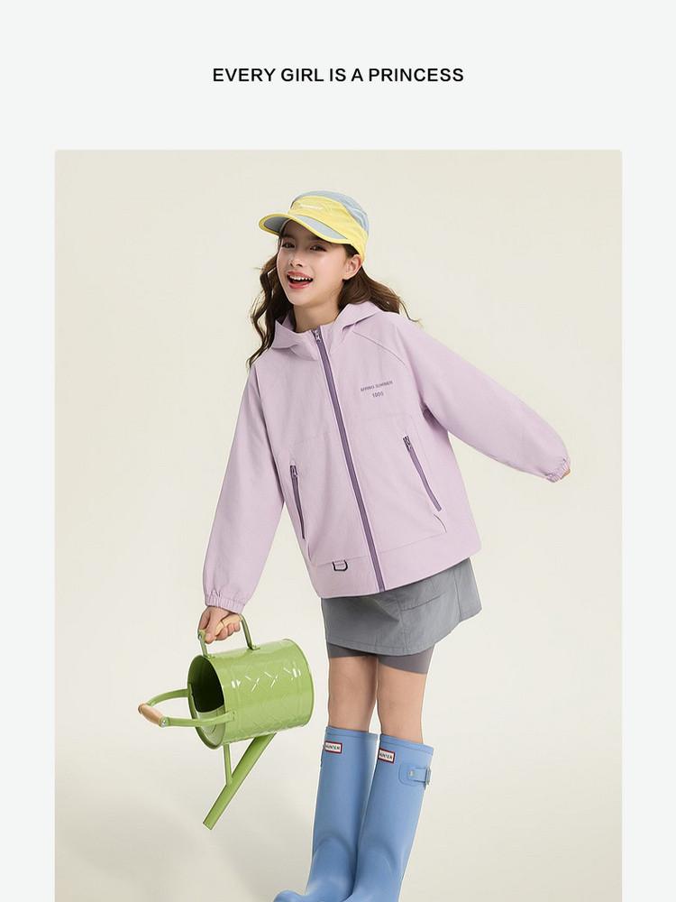Outdoor contrasting coat: Girls' 26 spring clothes, middle-aged children's energetic and fresh hooded top