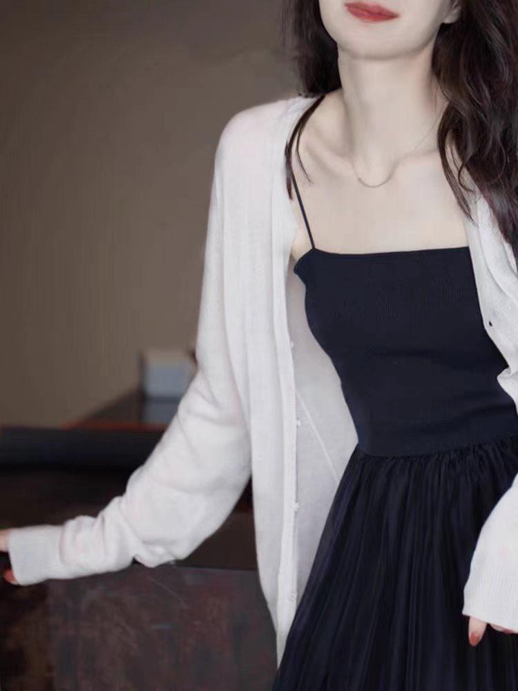 

Women s French Shawl Ice Silk Cardigan - Lightweight, Sun-Protective, Loose-Fit, Long Sleeve, Perfect for Summer and Autumn.