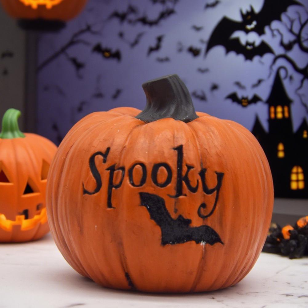 Resin Pumpkin Decoration Spooky Halloween Pumpkin Figurine Cute Farmhouse Decoration for Home Mantel Front Door