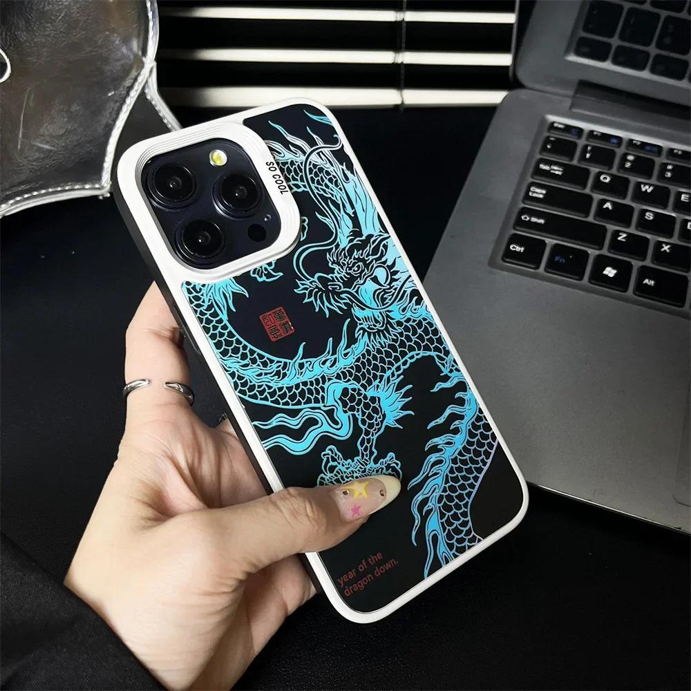 Модный Светящийся Чехол для Телефона с Рисунком Дракона для iPhone 16 14 13 12 11 15 Pro Max Ударопрочный Противоударный Светящийся в Темноте Чехол For iPhone 12 чёрный