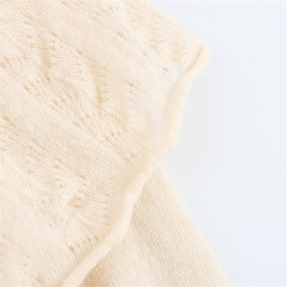 2025 Spring Women's V-Neck Knit Top with Layered Decoration - Sweet and Simple Style