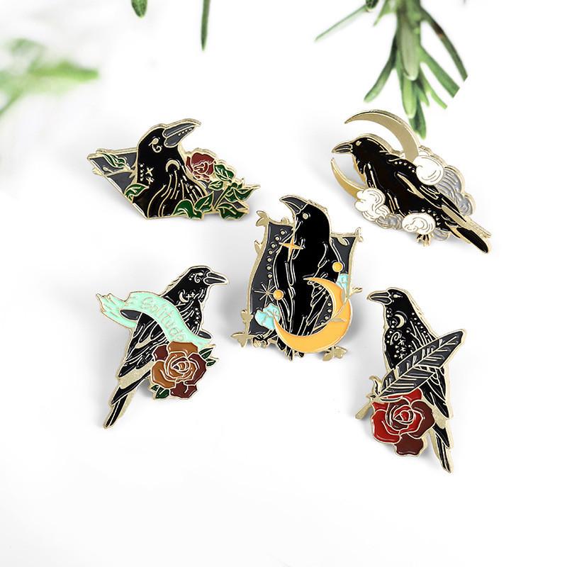 Flying Unique Colorful Crow Brooch Stylish Geometric Alloy Pin Ideal For Trendy Lovers Fashion
