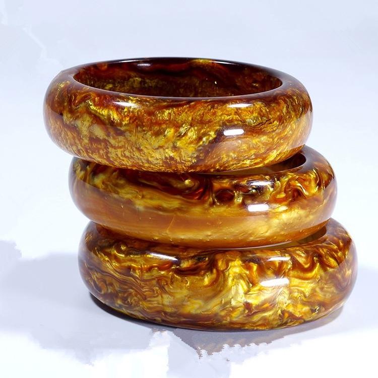 Gold Silk and Black Coral Sea Willow Bangle – Men's and Women's Gift Accessory