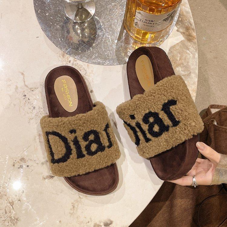 Mao Mao slippers women's outer wear 2025 new thick-soled small fragrant Mao Mao shoes high-end women's fashion foreign cotton slippers