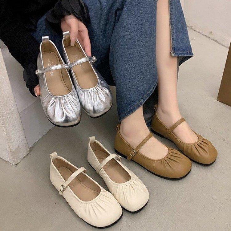 Spring new fairy style one-word buckle with Mary Jane shoes round head flat-bottomed temperament fashionable versatile small leather shoes single shoe