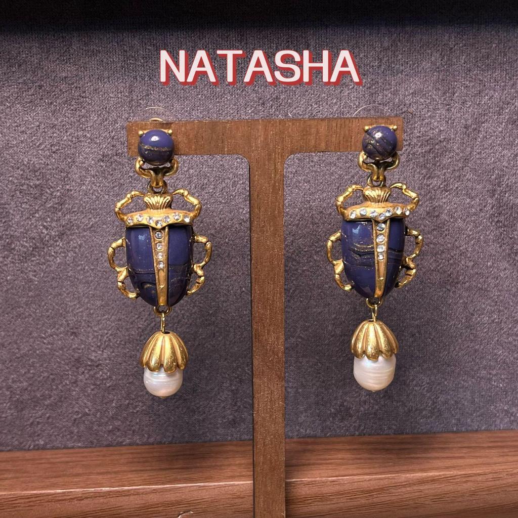 Used High-End Vintage Retro Dangle Earrings with Electroplated Freshwater Pearls - Unique Niche Design.