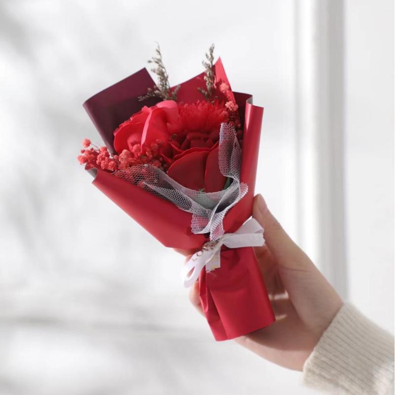 

1 Mini Artificial Roses With Good Wishes Rose Bouquet, Valentine s Day, Mother s Day, Teacher s Day Gifts червоний