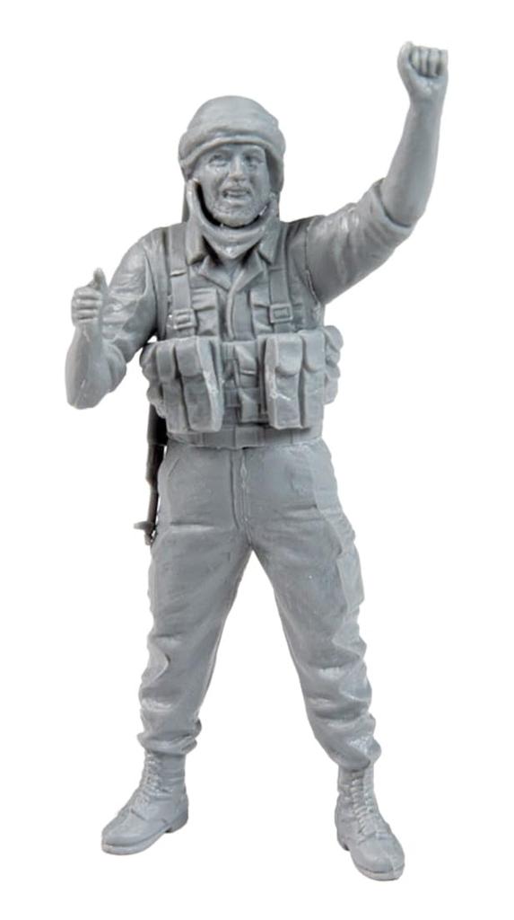 AK Interactive Light Combat Vehicle Crew Desert Figure Set Plastic Model AK35017 1/35