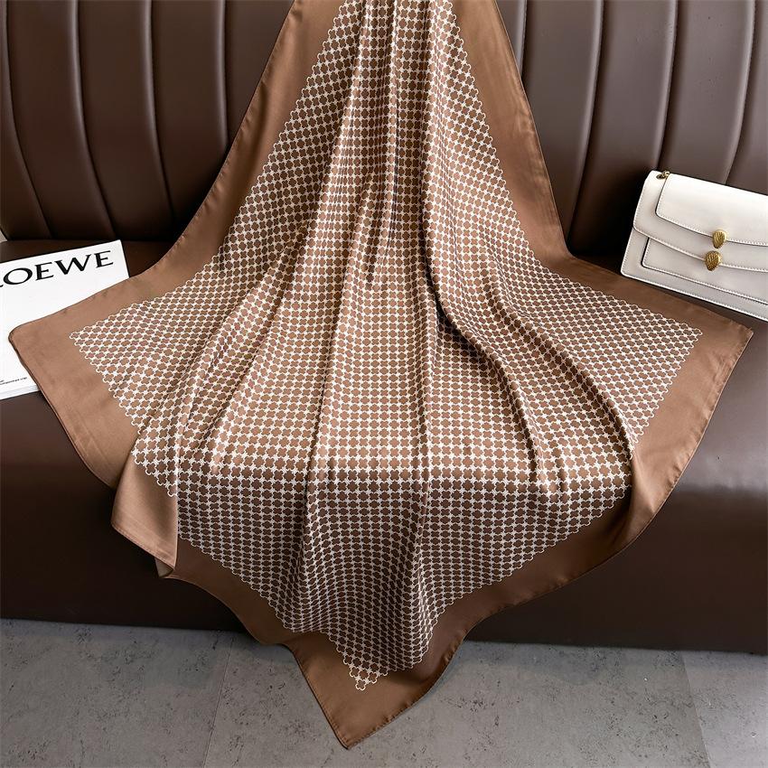 Fashion printed silk scarf twill silk high quality square scarf women's headscarf 91x91cm travel shawl autumn and winter scarf