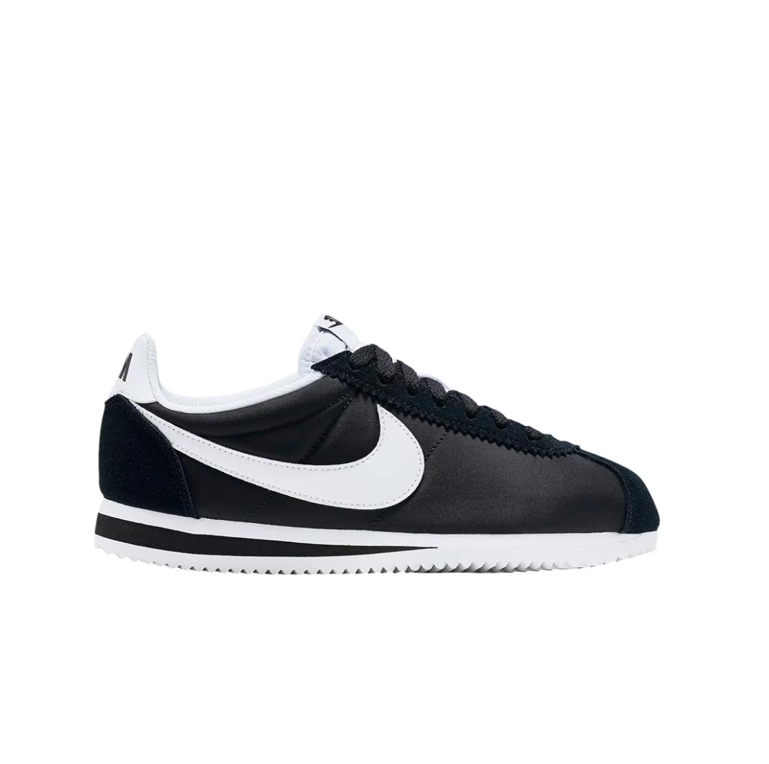 

Женские кроссовки Nike Classic Cortez Nylon Black 749864-011
