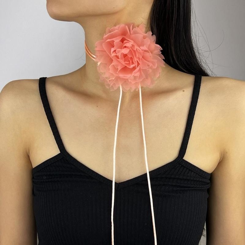Stylish Rose Blossom Necklace Simulation Flower Neckchain Women Girls Collarbone Chain Eye Catching Choker Accessory