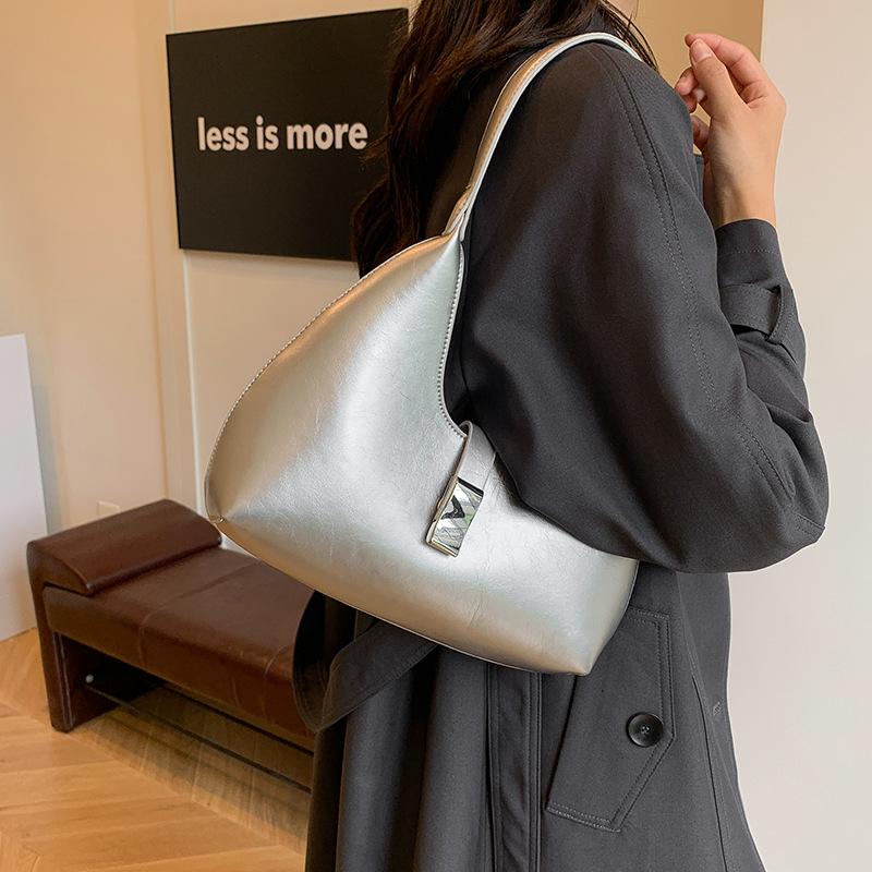 

Зовнішнє замовлення повсякденна атмосфера високе відчуття моди магнітна пряжка портативна сумка через плече під пахвою для роботи сумка для поїздок на роботу тренд срібний