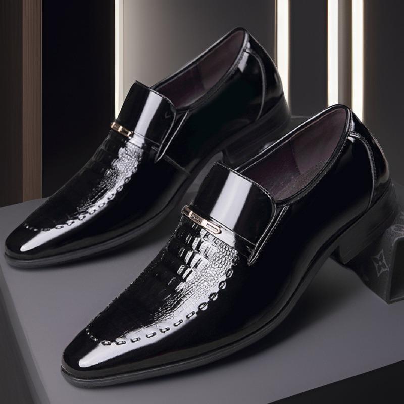 Retro Herren Lederschuhe Britischer Stil Business Abschlussball Party Formelle Schuhe für Herren Quadratischer Absatz Flache Freizeitschuhe Zapatos Hombre Übergröße