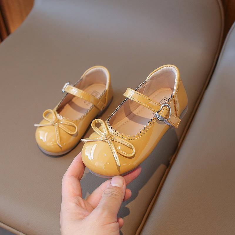 Fashion children's leather shoes for spring new girl shoe with soft soles anti slip kids shoe candy colored girls' leather shoes