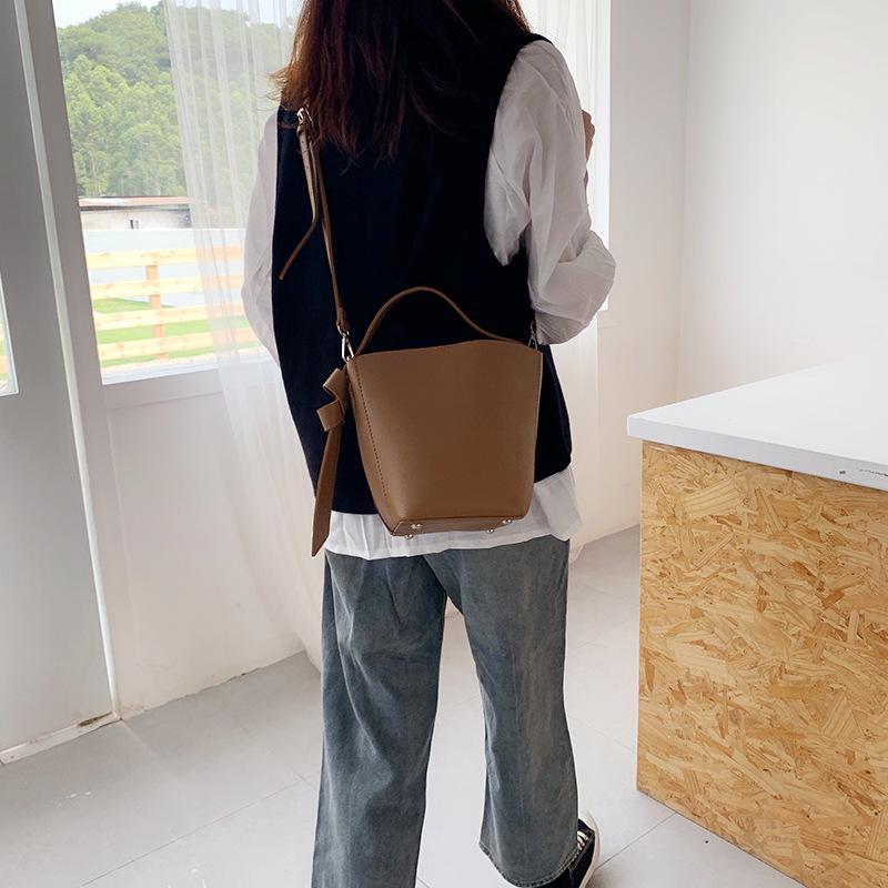 2025 Autumn/Winter Korean Style Large Capacity Solid Color Mother-Child PU Crossbody Bucket Bag for Women