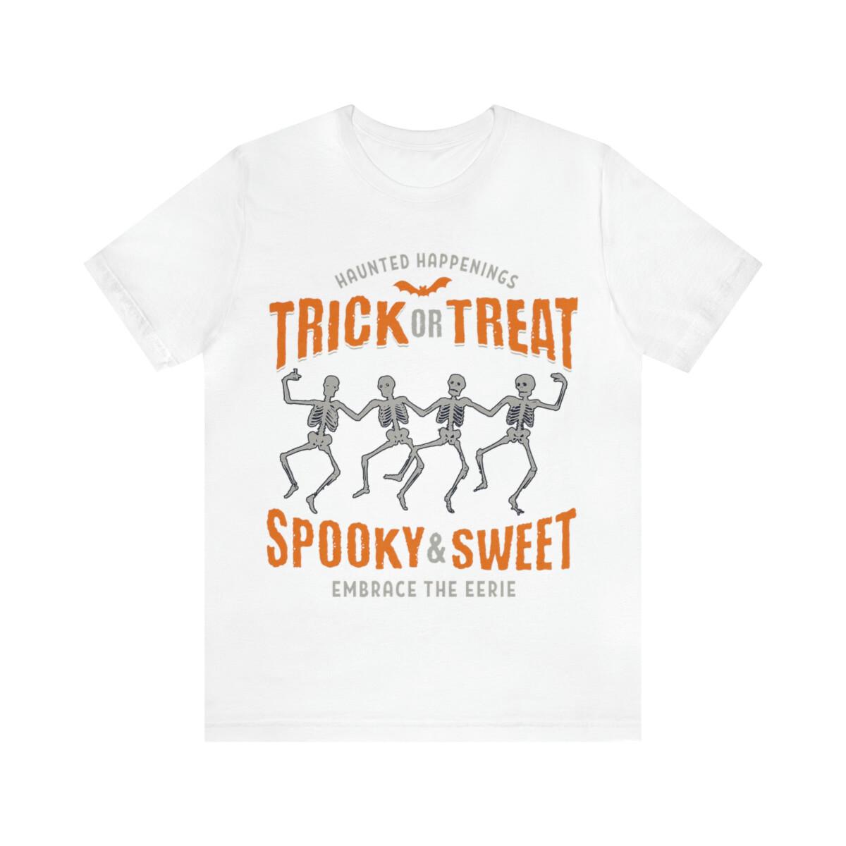 Unisex Halloween Shirt trick or treat S