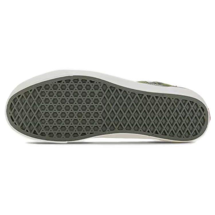 Vans Undefeated X OG Old Skool LX U-Man - Grasshopper Unisex Sneakers Green VN0A4P3XGRN