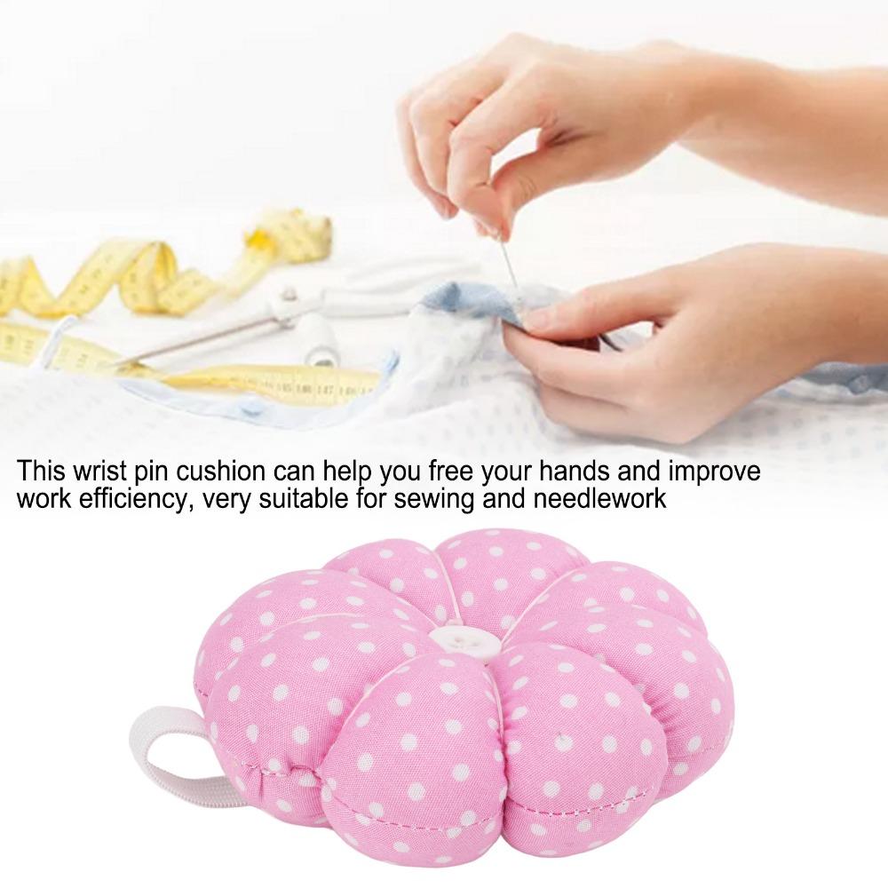 Convenient Design Wrist Pin Cushion Adjustable Strap Hands Free Pincushion For Quilting