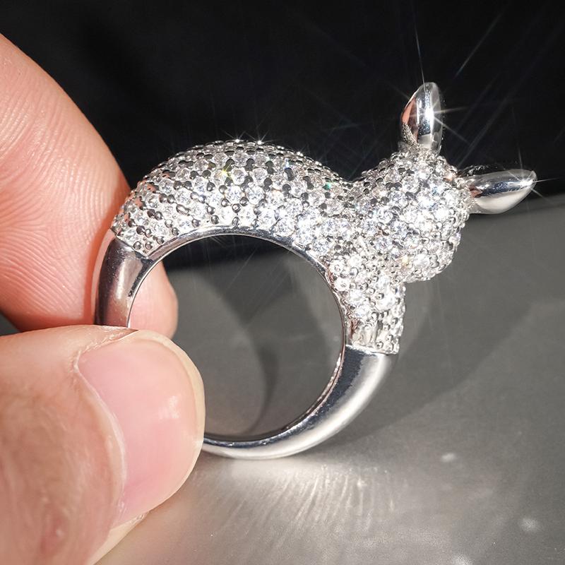 Huitan Unique Rabbit Rings for Women Dazzling Cubic Zirconia Lovely Lady Animals Finger Accessories Sweet Trendy Party Jewelry