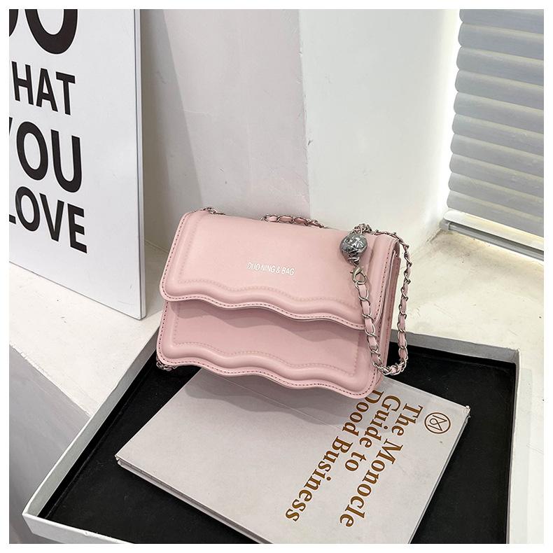 Spring and summer new retro women's bag bag solid color simple fashion casual bag chain shoulder messenger bag
