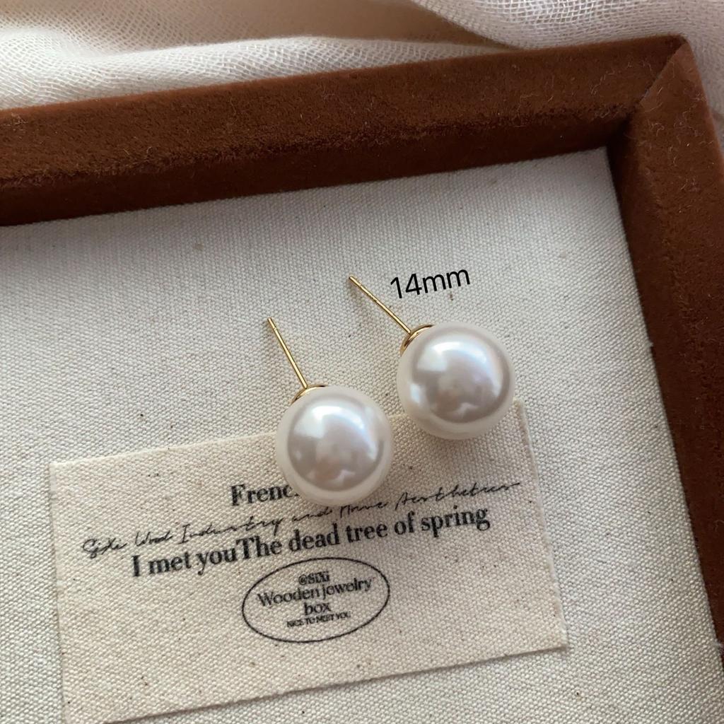 Versatile Necklace, Super Bright Pearl Neck Chain, French Unique Retro Mini Summer Light Luxury Niche