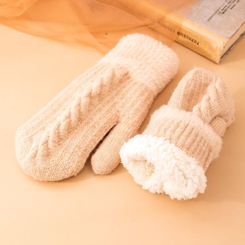 Warm Gloves Ladies Winter Korean Version Cute Plus Velvet Thickening Student Cycling Woolen Cold-proof Twist Gloves
