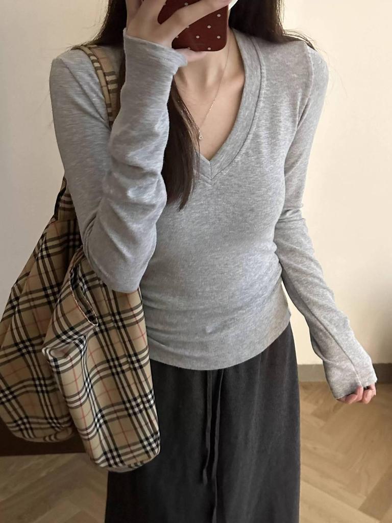 Women's V-Neck Long-Sleeve Top - Spicy Girl Style, White, Versatile Base Layer for Autumn/Winter