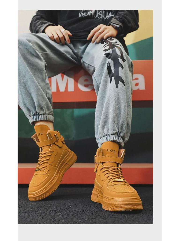 Men's 2024 Autumn/Winter High-Top Casual White Sneakers - Retro Korean Style, All-Match, Thick Sole