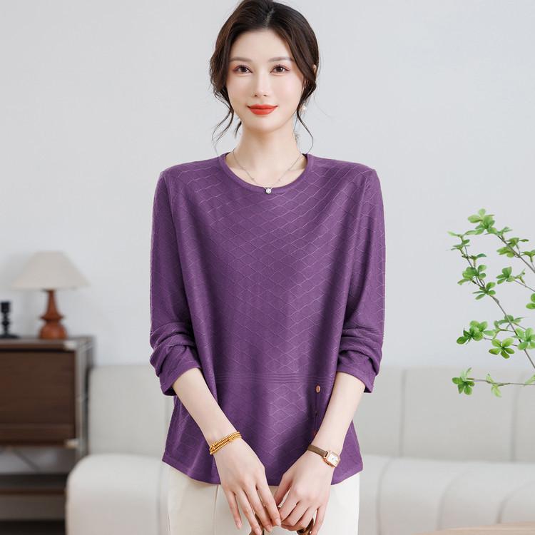 

Elegant Spring 2026 Wool Knitwear: Loose-Fit Plus Size Pullover for Women in Solid Colors, Stylish and Lightweight Design Medium красный