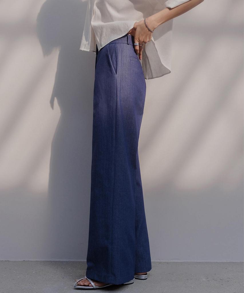 Memua Fake Denim Herringbone Slacks (Dark Blue)