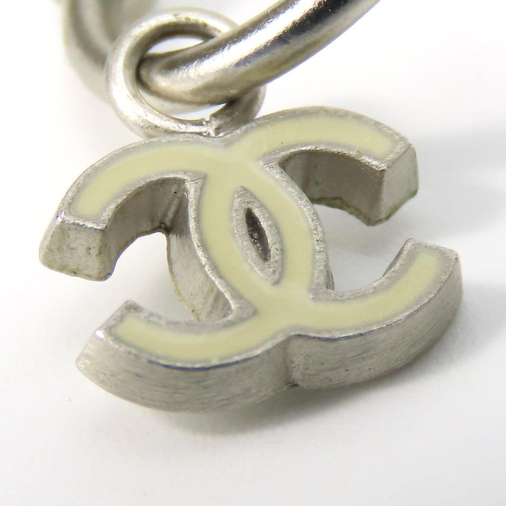 Used CHANEL Pierce COCO Mark Metal 3g White Accessory Plating
