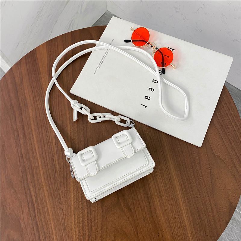 Trendy Multi Color Mini Square Crossbody Bag with Acrylic Chain Strap, Cute Flap Messenger Shoulder Purse for Daily Use & Party