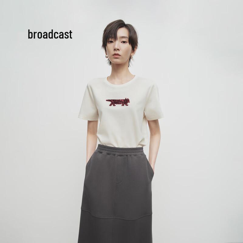 Broadcast Women's Chic Casual Round Neck Short Sleeve T-Shirt