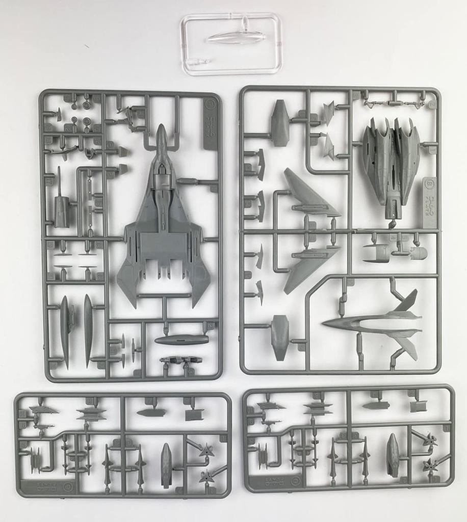 PLATZ Combat Fairy Yukikaze Maeve Yukikaze with aircraft paint reproduction decals Total length 132mm scale plastic model Molded color approx. 1/144