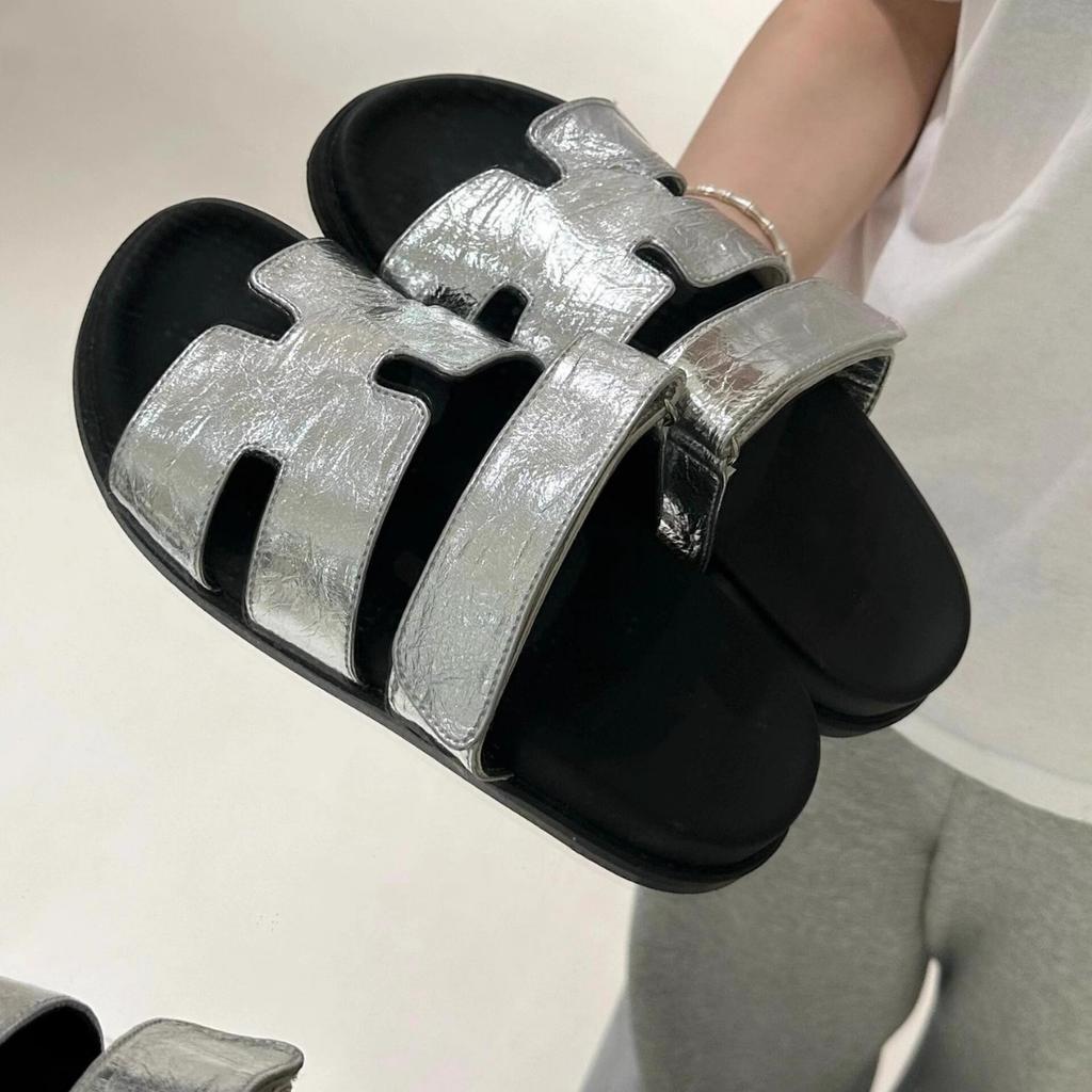 Evropská stanice kožené retro silné podrážky stříbrné suché zipy cool pantofle dámské ploché podrážky H druhý strýc pantofle ležérní plážové boty