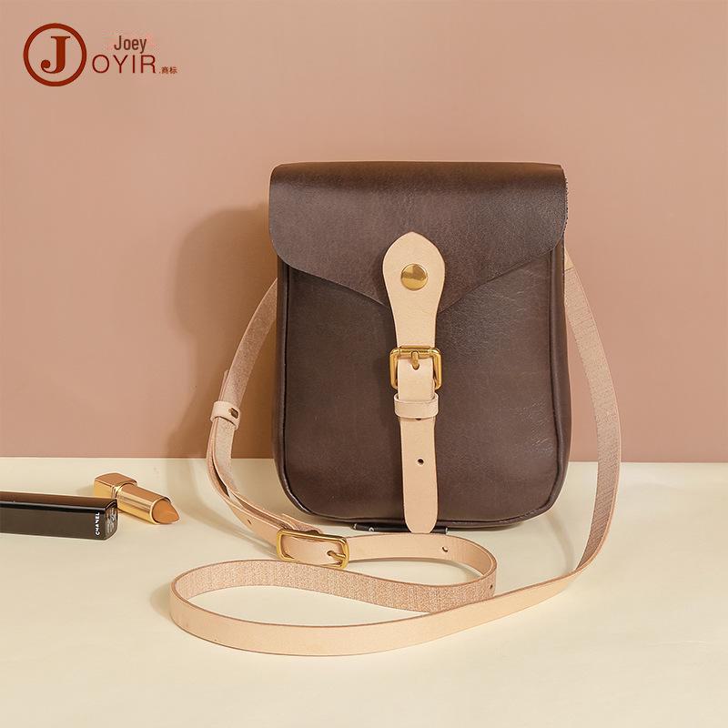 

Женская сумка-мессенджер из натуральной кожи ручной работы - кожа растительного дубления для переноски мобильных телефонов и мелких аксессуаров