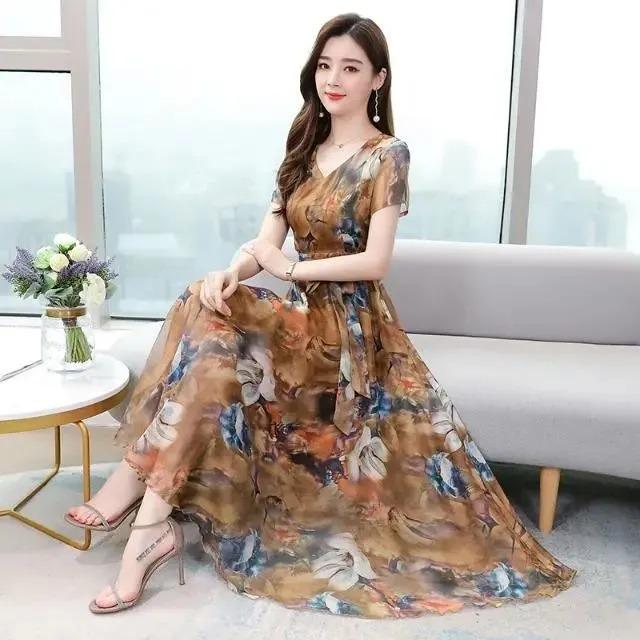 

Французское ретро цветочное платье макси с V-образным вырезом из ледяного шелка - Приталенное и с широким подолом, Идеально для летних пляжных дней 2XL коричневый