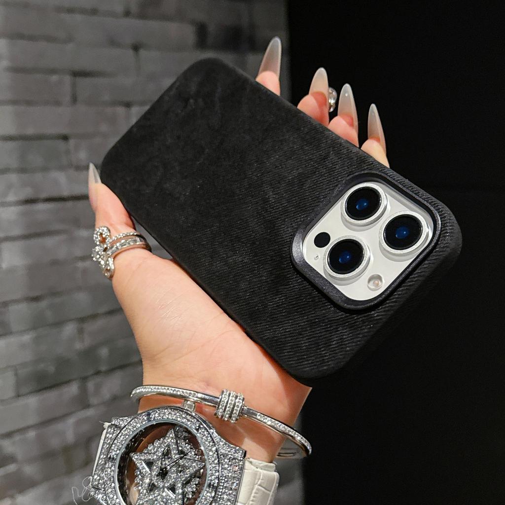 iPhone 16 Pro Max Case: Full Coverage Flannel with Metal Lens & Electric Melt Buttons
