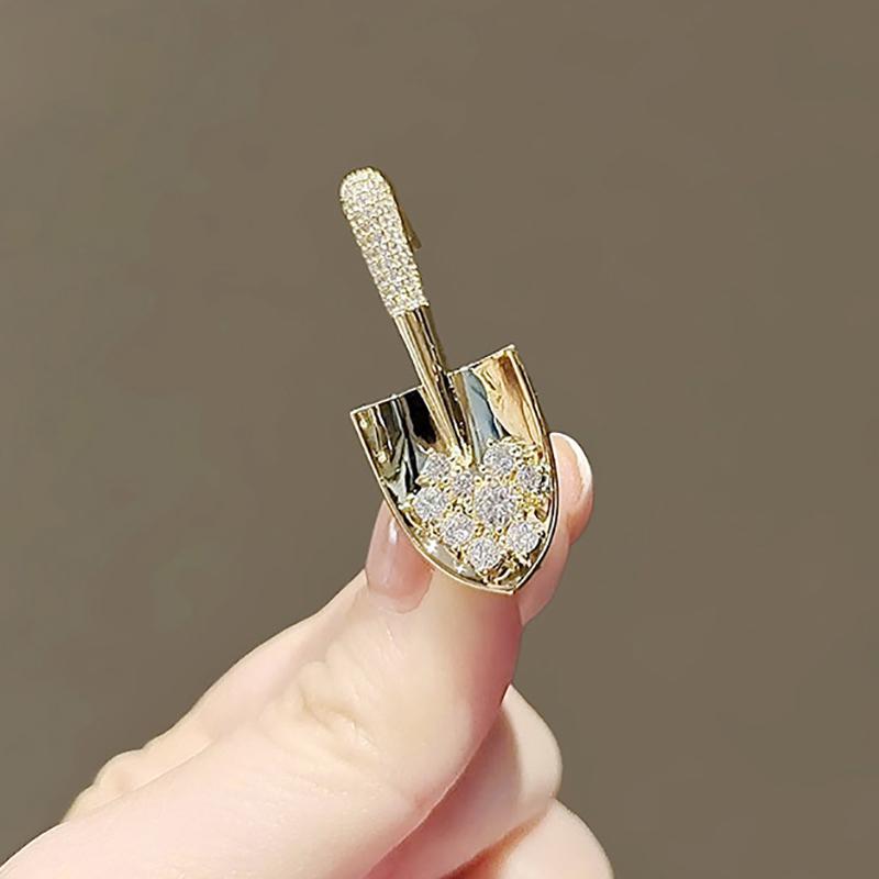 2Pcs Women Girls Elegant Gold Color Crystal Shovel Brooches Pins Classic Small Size Creative Badges Corsage Party Wedding Buckle