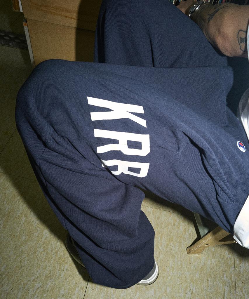 CHAMPION X Compact Record Bar Big Logo Sweatpants Navy