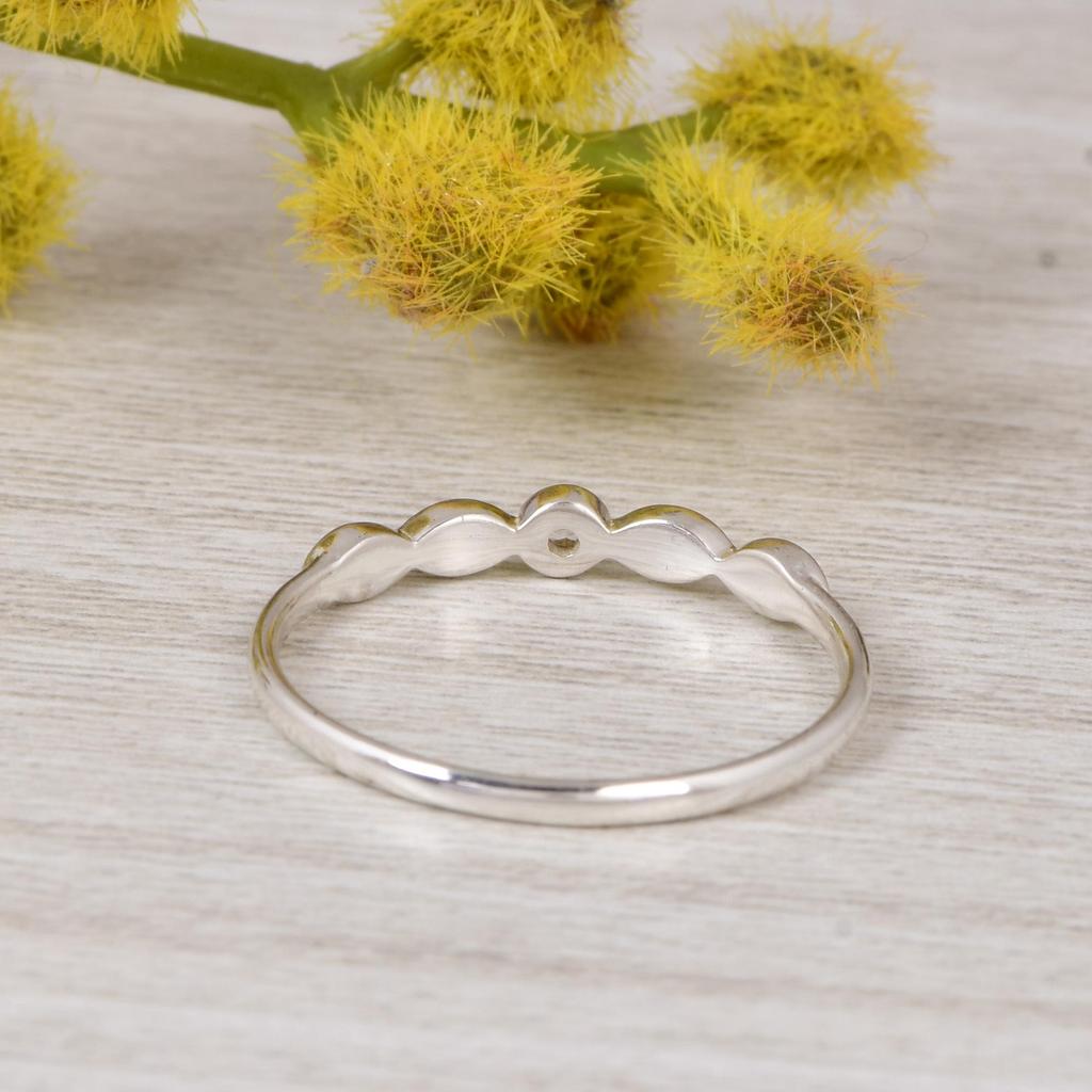 White Topaz Minimalist Ring – 925 Sterling Silver Dainty Stackable Ring – Delicate Beaded Band with Tiny Gemstone – Everyday Jewelry Gift