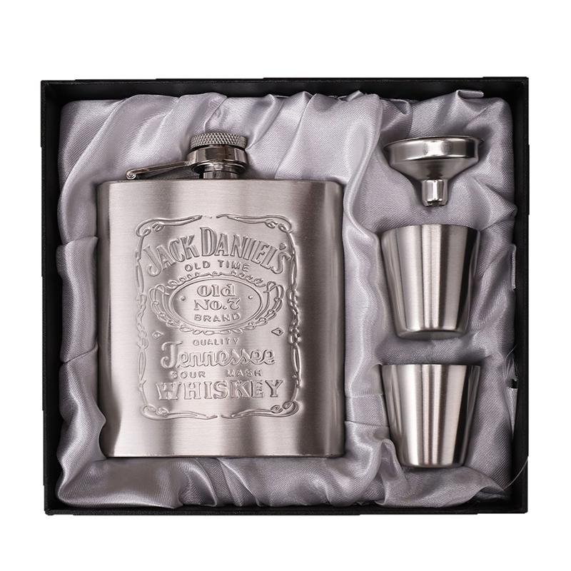

8 Oz Stainless Steel Outdoor Portable Pocket Drinking Container Vodka Drinking Tools for Hiking Climbing Gift Box