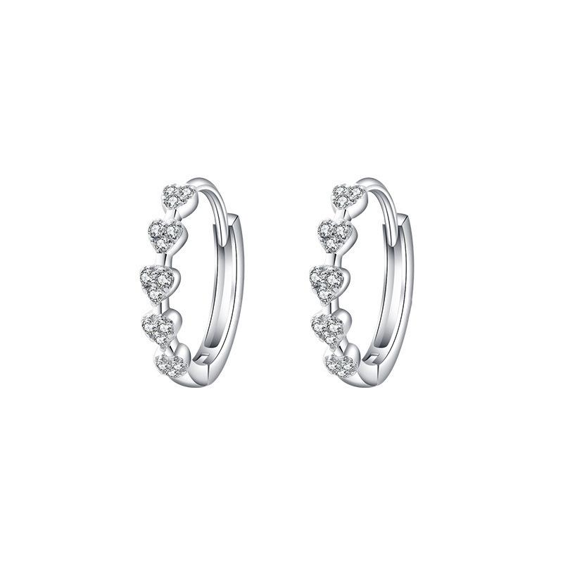 Minimalist Heart Hoop Earrings For Women Light Luxury Niche Design Elegant Fashionable Ear Cuffs With High End Aesthetic Appeal