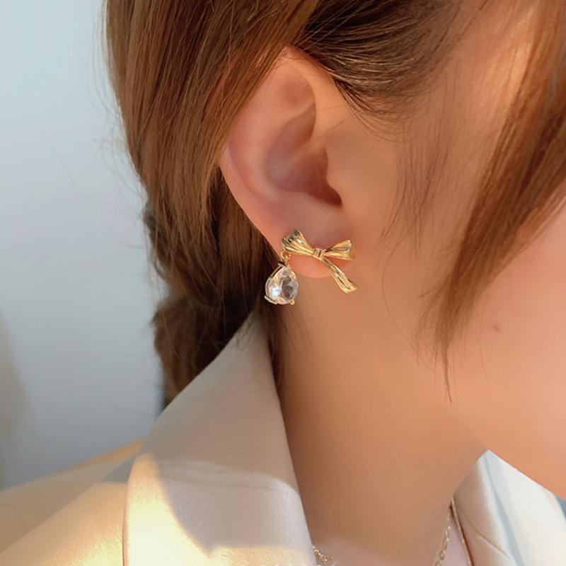 Bow Rhinestone Earrings Women's Silver High-end Light Luxury Earrings Earrings Summer Earrings New Trend