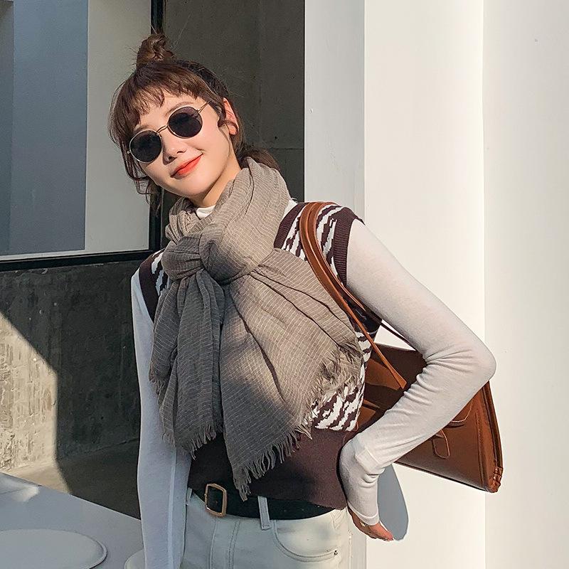 

Cotton and linen scarf women s spring 2025 new hair beard edge solid color sunscreen shawl women s gauze cover 90*180CM синій