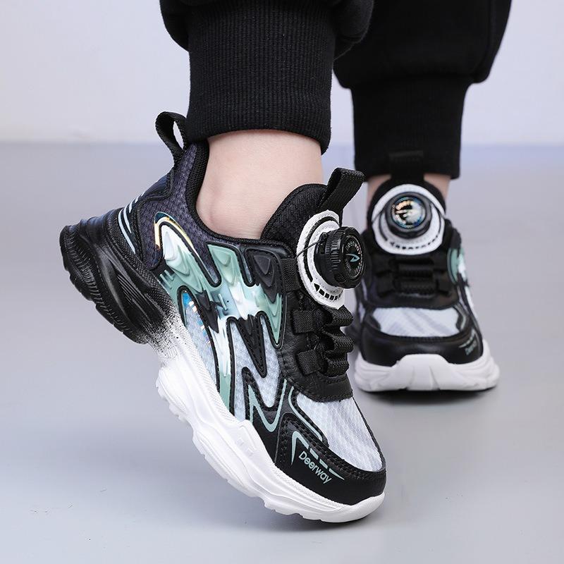 Barnsneakers, vridspännen, nätsskor, nätsskor, lätta, stötdämpande, andningsbara, pappaskor för sommaren