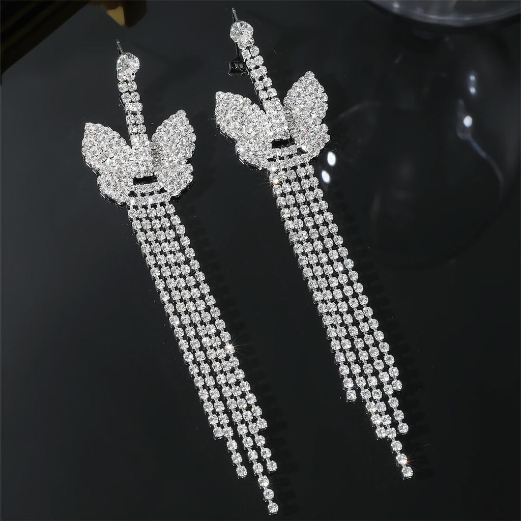 Europe And The United States Style Shiny Rhinestone Bow Shape Earrings Tassel Long Earrings Female Senior Sense Of Temperament Earrings 1 Pair